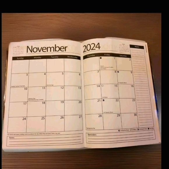 Jot Monthly Planner for 2024 - Picture 4 of 4